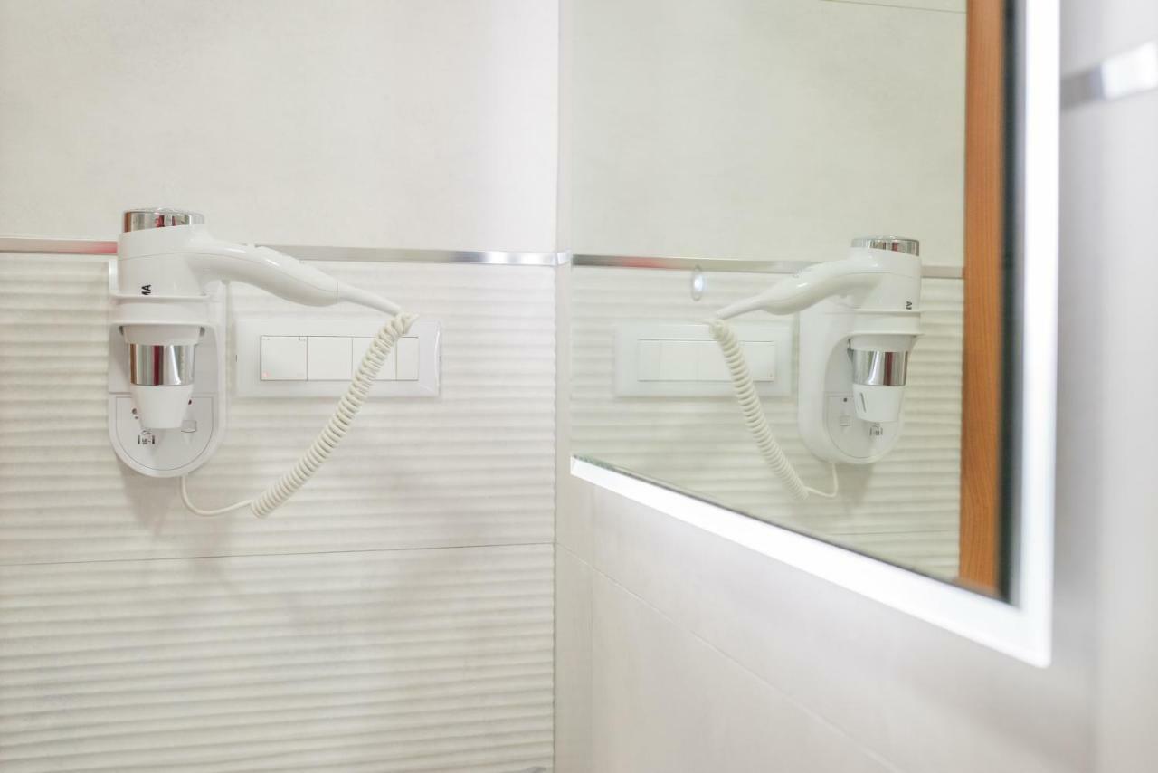 Studio Apartment Lena Kastela Exterior photo
